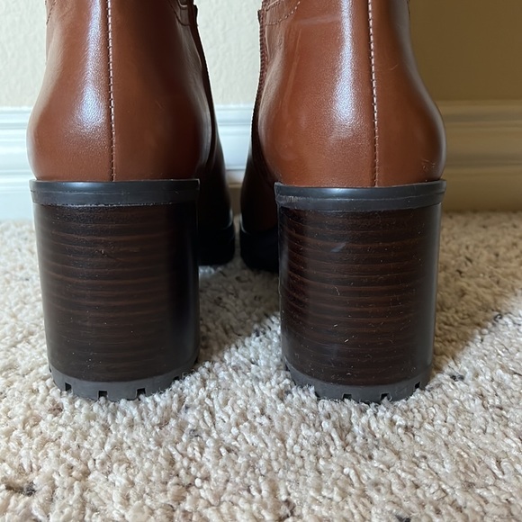 Vince Camuto Brown Boots size 9 - Picture 2 of 5